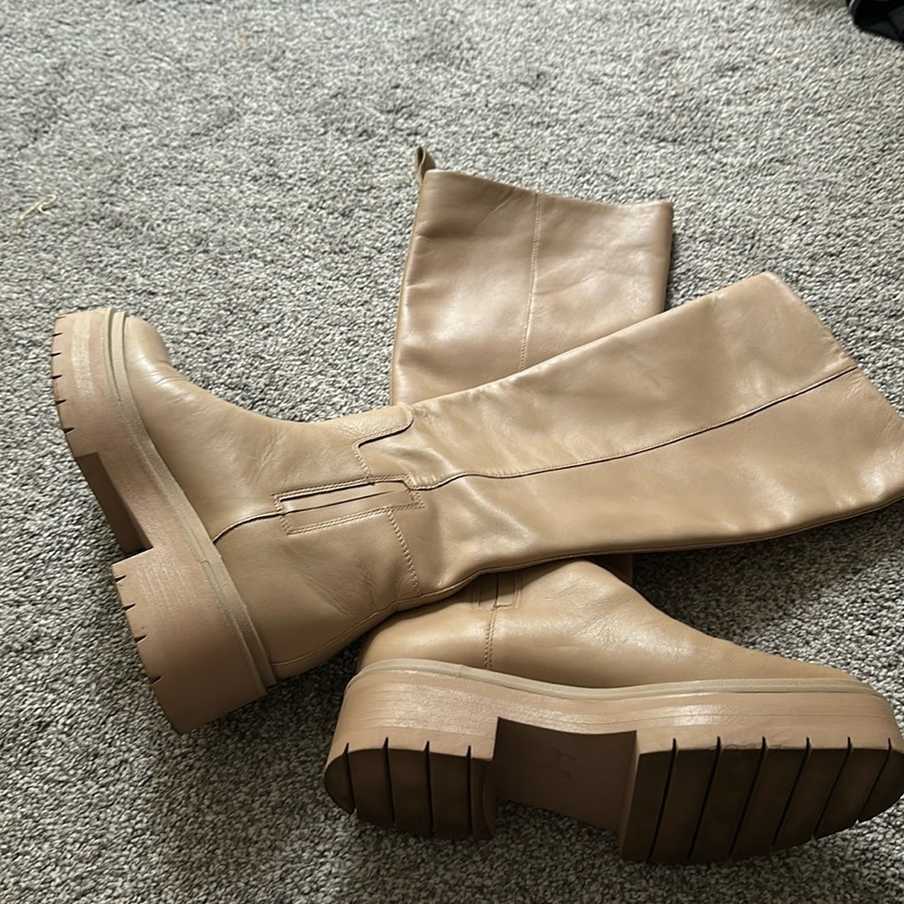 Sam Edelman Larina Wellington Boots, Waterproof Sesame Leather, Round Toe Sz. 7.
